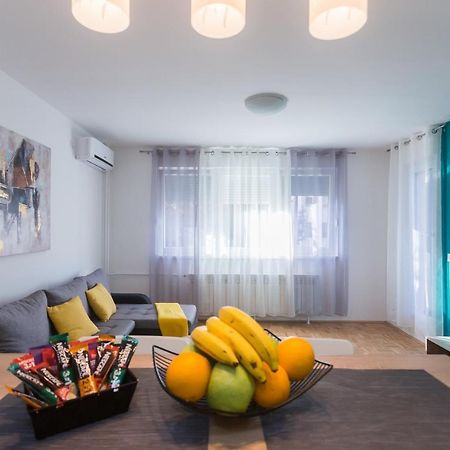 Apartman Lariva Osijek Exteriör bild