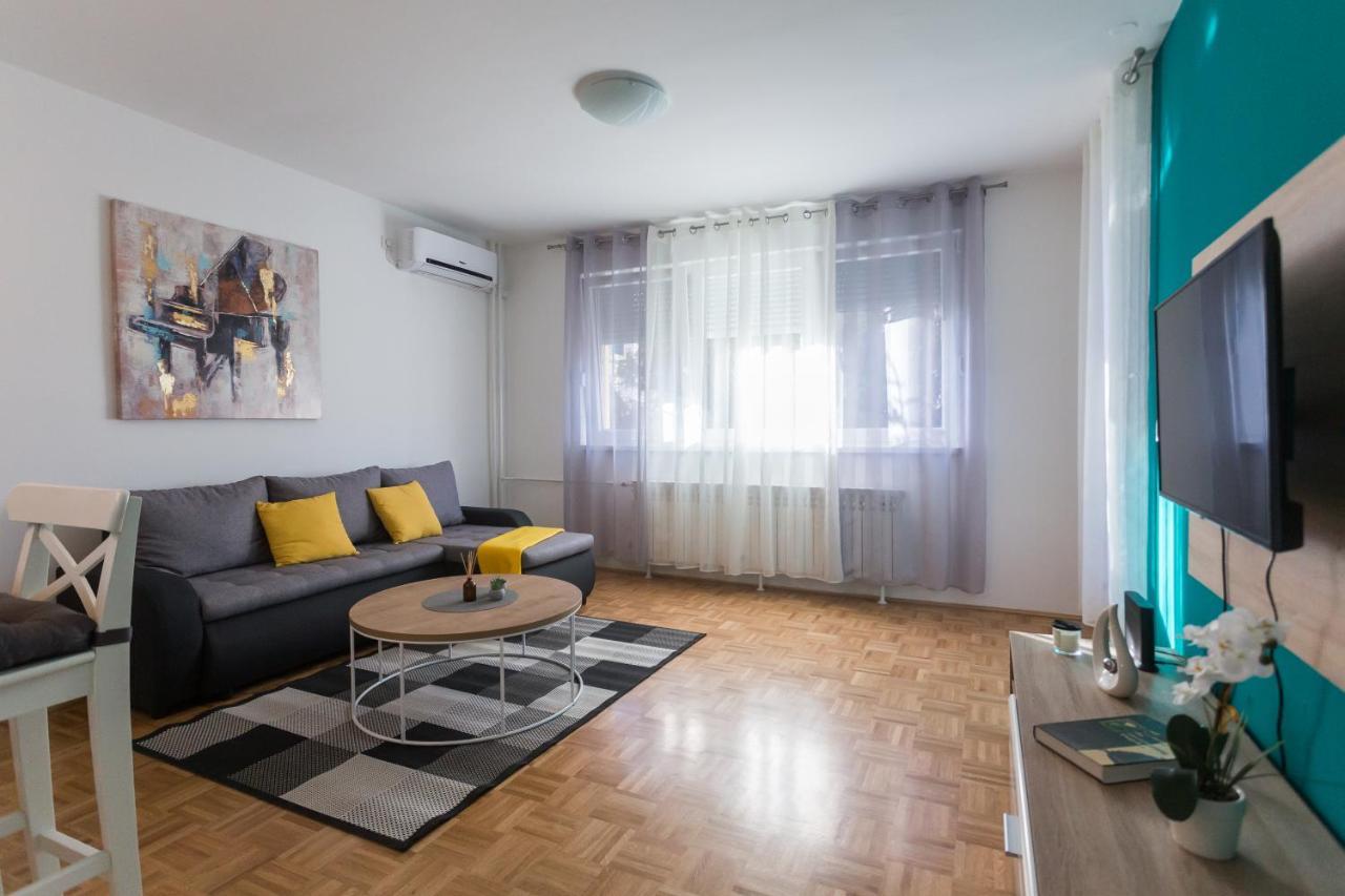 Apartman Lariva Osijek Exteriör bild