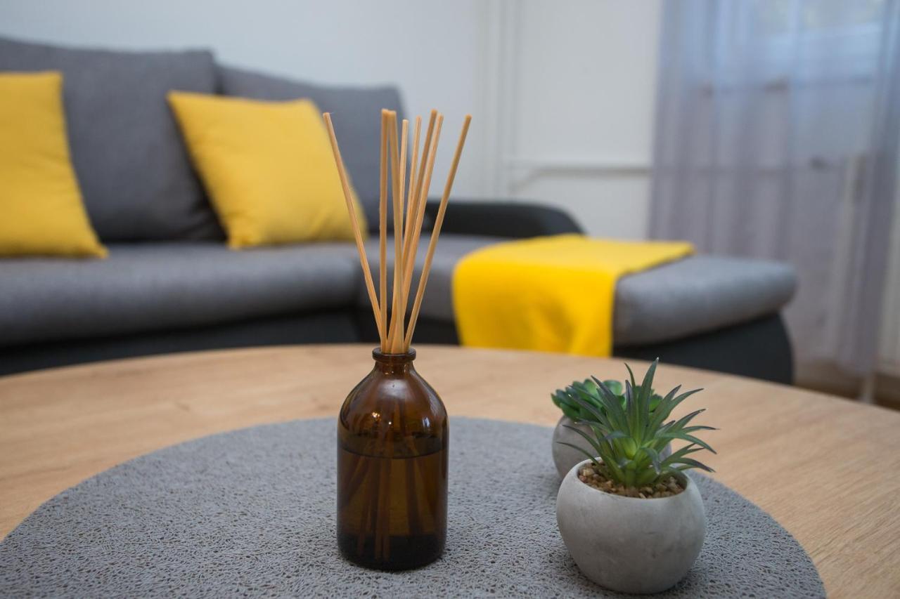 Apartman Lariva Osijek Exteriör bild